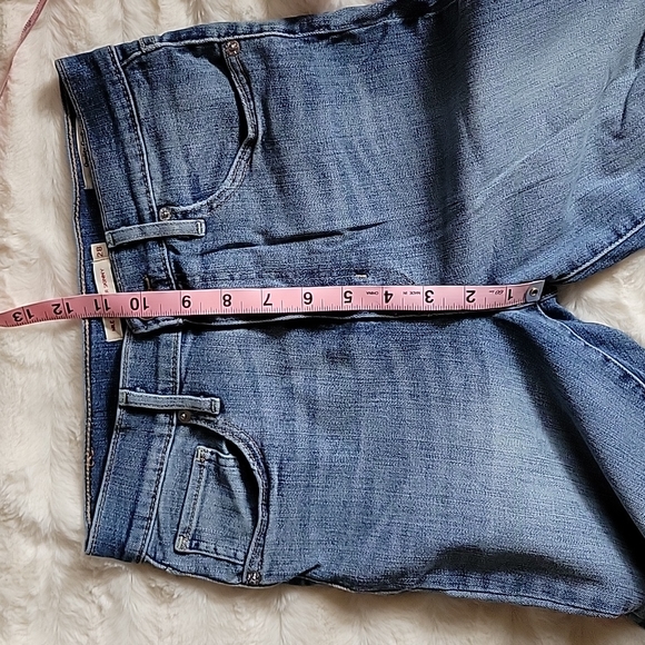 EUC Distressed Levi's Mile High Super Skinny Jeans 28 From Free People 👖 - Picture 6 of 11